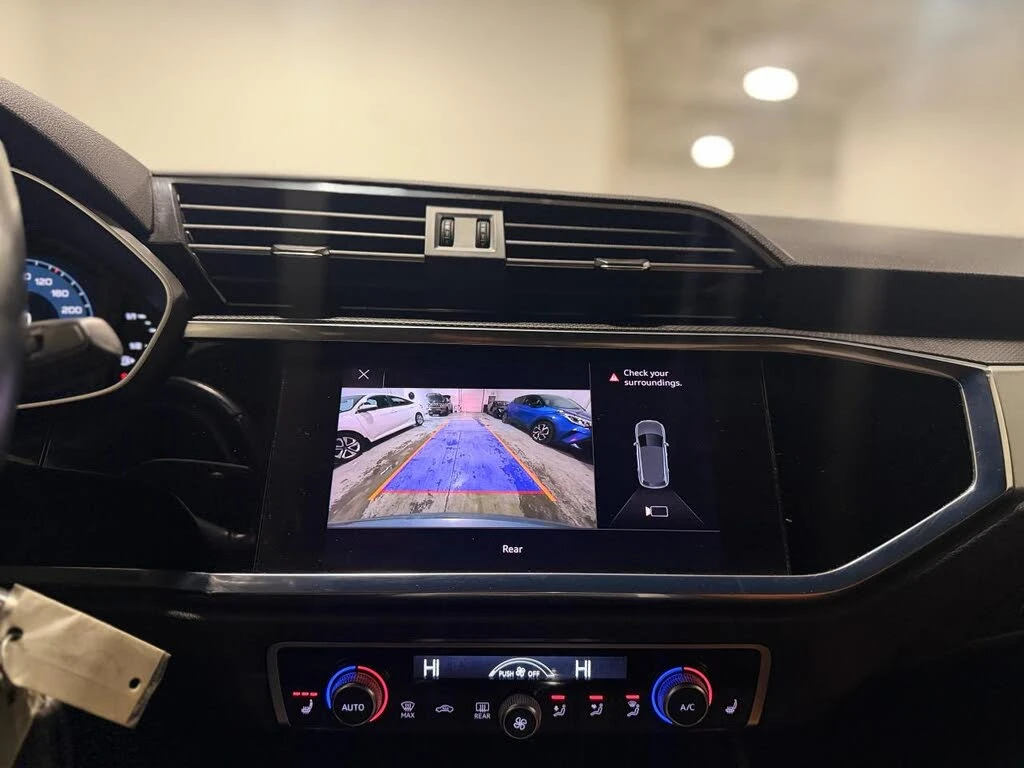 Audi Q3 QUATTRO* KOMFORT* HEAD-UP* ����������(���� �� ��) | Mobile.bg � ����������� 13