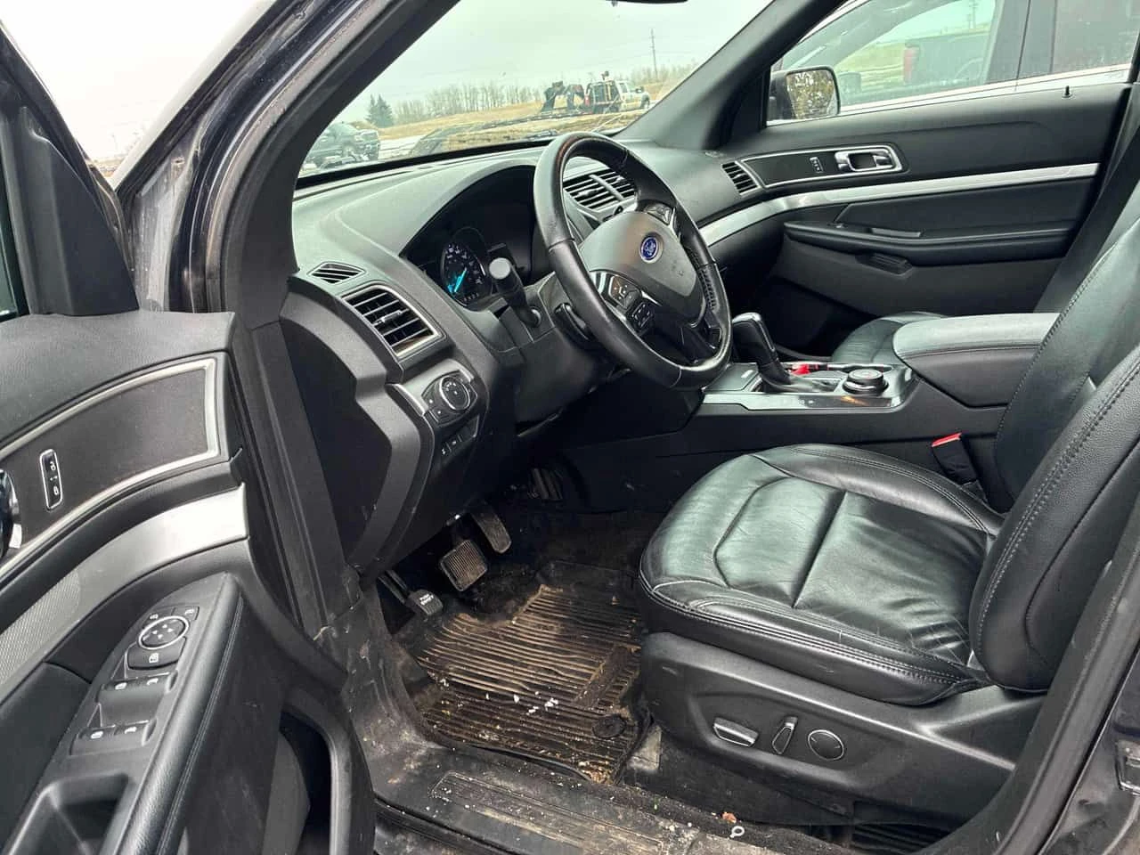 Ford Explorer  XLT / �������� / ���� �� ������  | Mobile.bg � ����������� 5