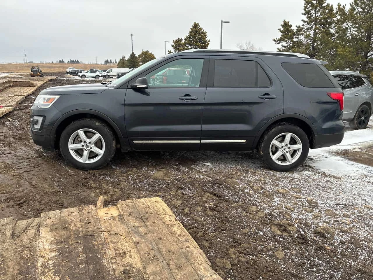 Ford Explorer  XLT / �������� / ���� �� ������  | Mobile.bg � ����������� 2