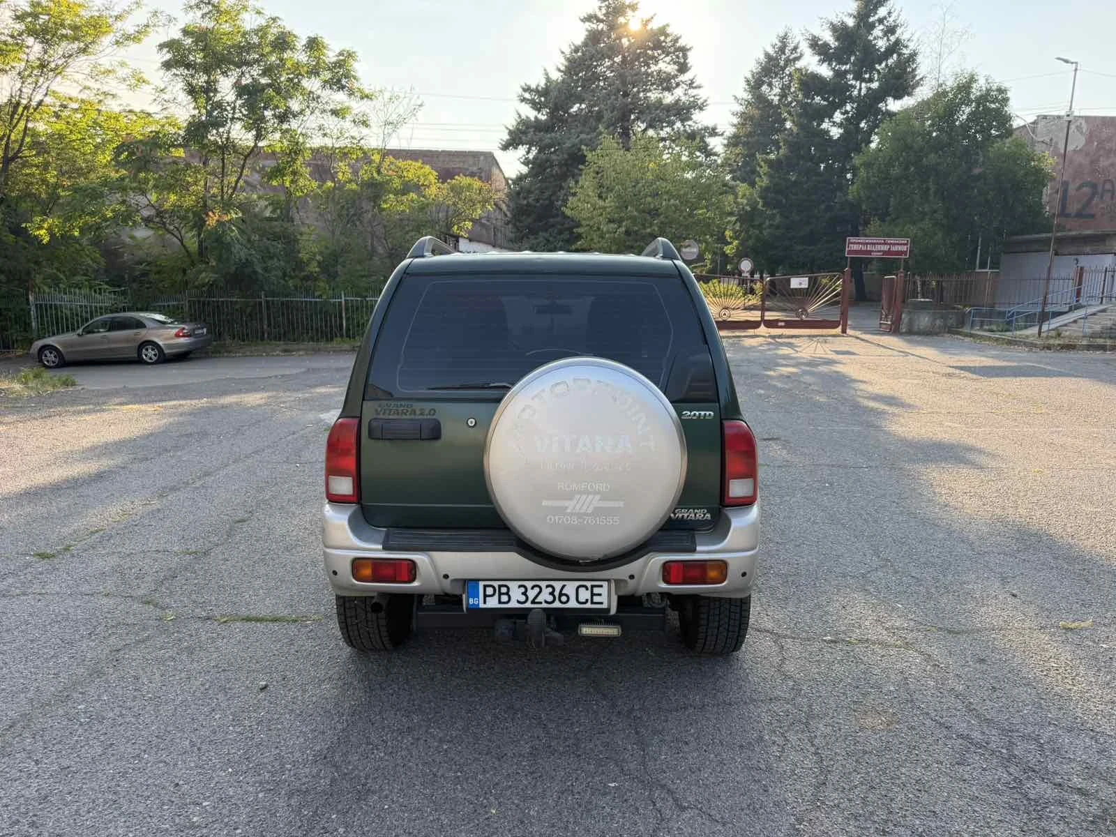Suzuki Grand vitara 2.0 HDI, снимка 3 - Автомобили и джипове - 55610269