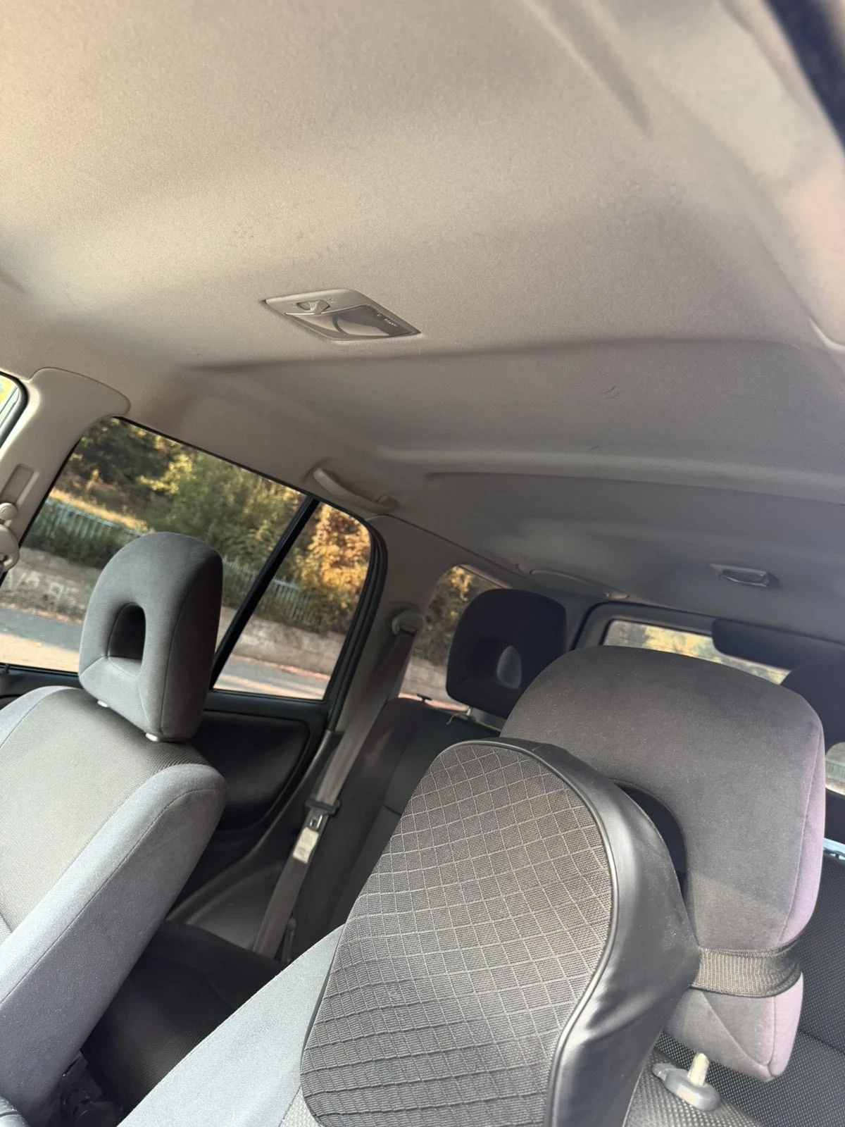 Suzuki Grand vitara 2.0 HDI, снимка 9 - Автомобили и джипове - 55610269