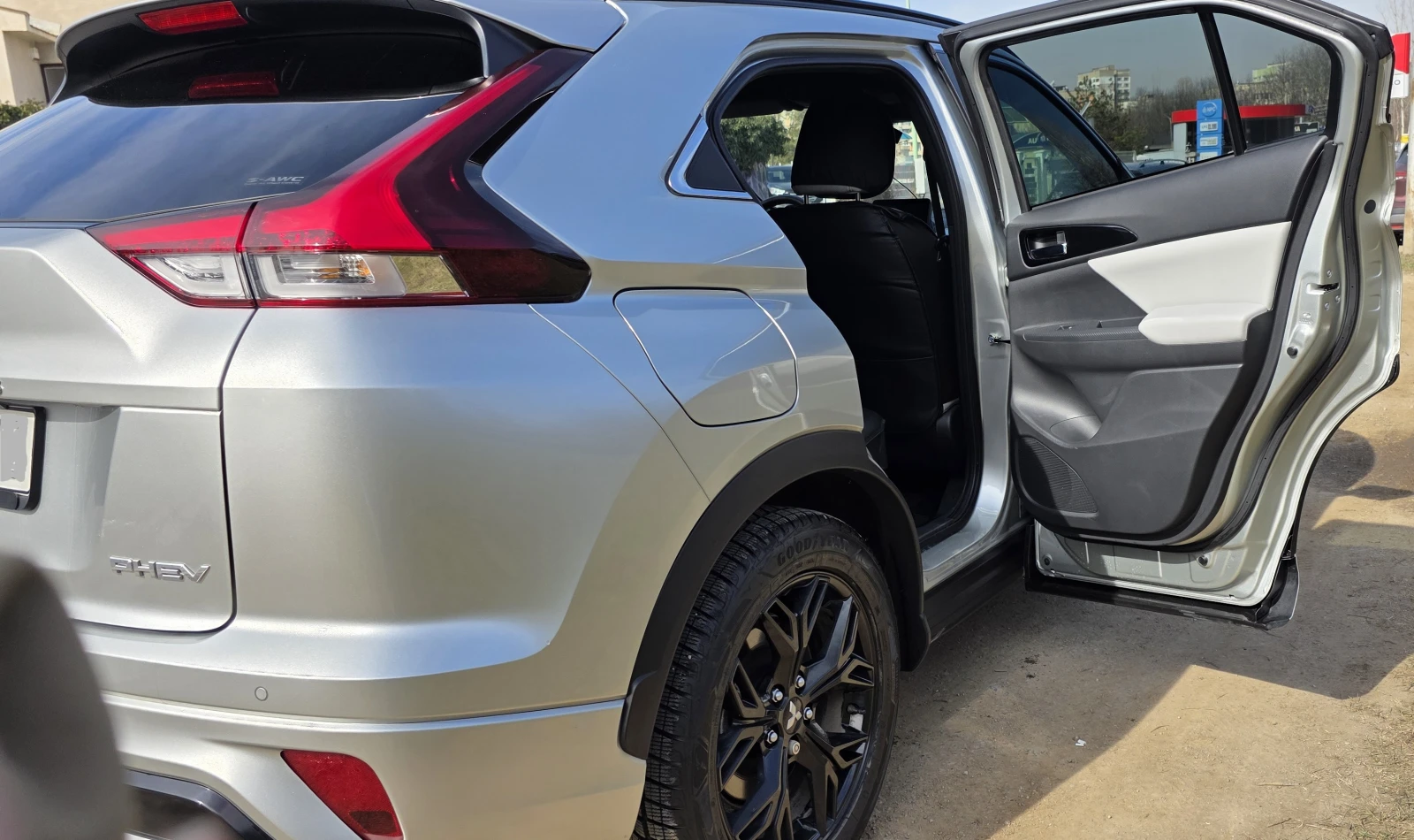 Mitsubishi Eclipse Cross INSTYLE, снимка 9 - Автомобили и джипове - 55624821