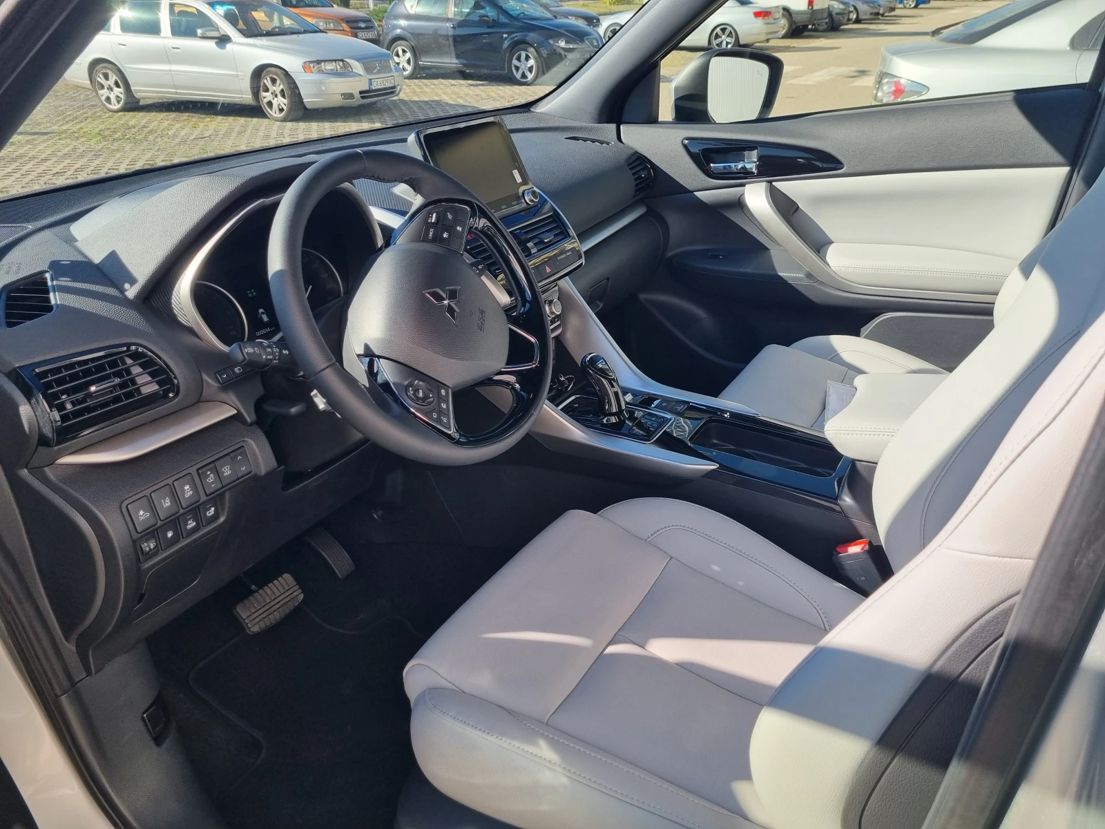 Mitsubishi Eclipse Cross INSTYLE, снимка 5 - Автомобили и джипове - 55624821