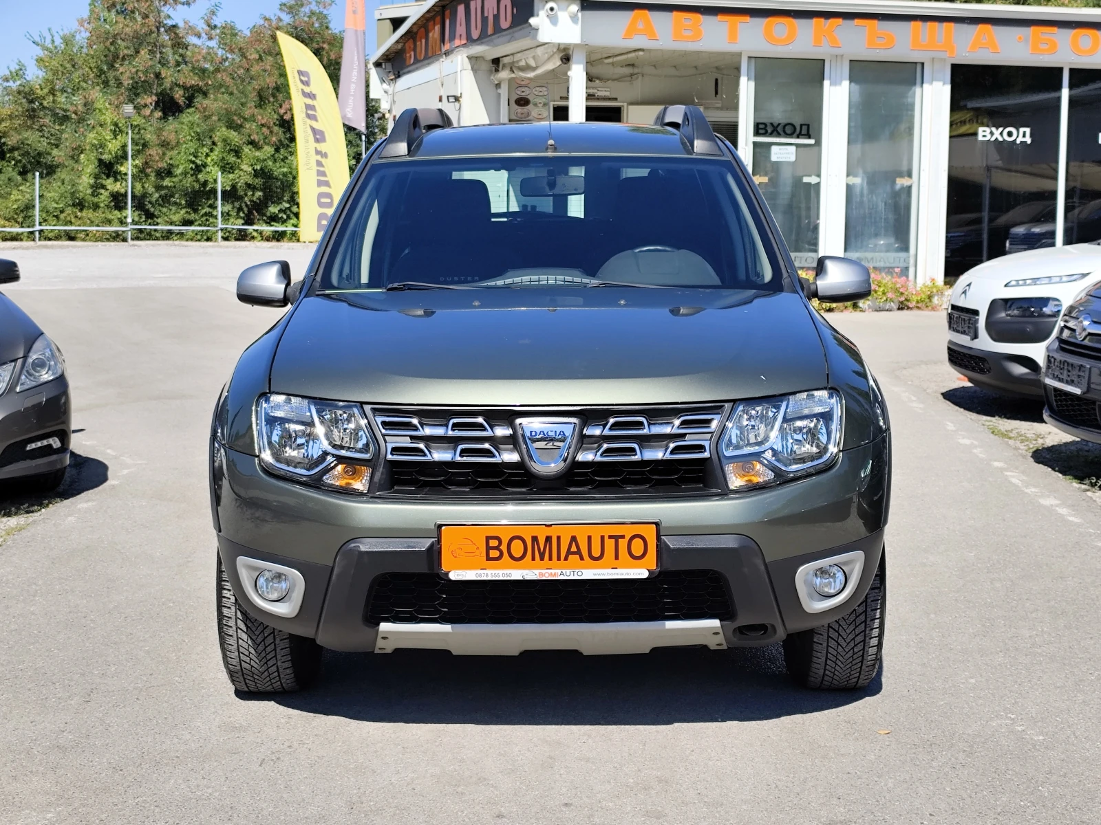 Dacia Duster 1.6i/ГАЗ* CAMERA* ПАРКТРОНИК* КЛИМА* , снимка 2 - Автомобили и джипове - 55739859