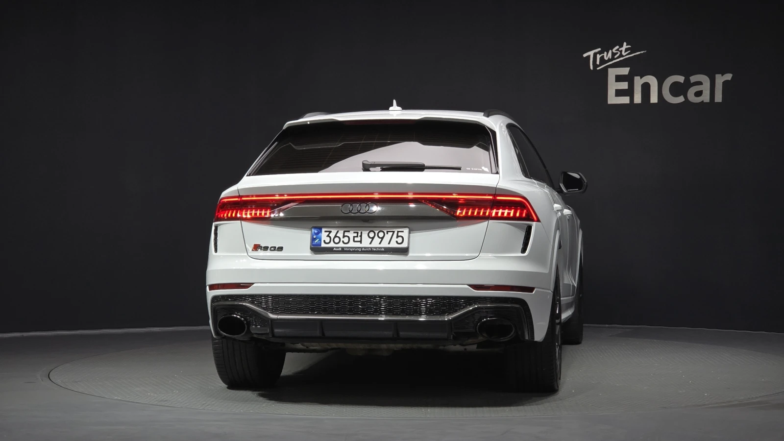 Audi RSQ8 BLIND SPOT* 360* ЕЛ. БАГАЖНИК* HUD* КРАЙНА ЦЕНА, снимка 4 - Автомобили и джипове - 55984090