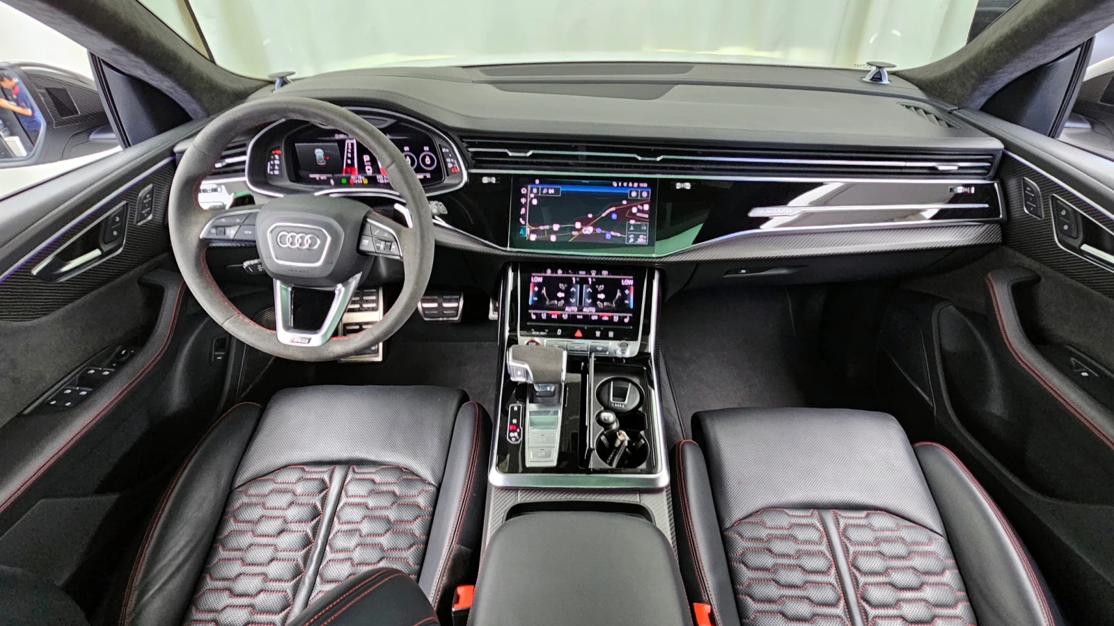 Audi RSQ8 BLIND SPOT* 360* ЕЛ. БАГАЖНИК* HUD* КРАЙНА ЦЕНА, снимка 7 - Автомобили и джипове - 55984090