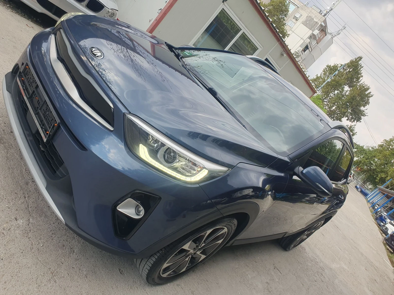 Kia Stonic 1.6D NAVI KOJA KAMERA PODGREV SEDALKI VOLAN, снимка 3 - Автомобили и джипове - 56127643