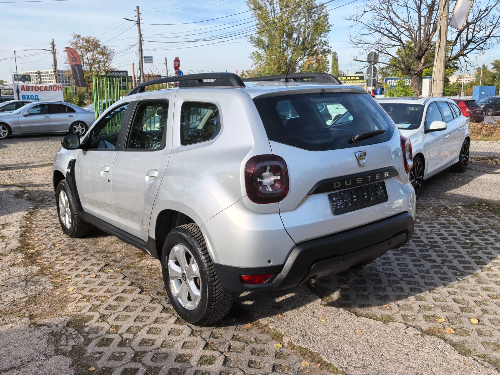 Dacia Duster 1.5TDCI-Automatic , снимка 5 - Автомобили и джипове - 56584228