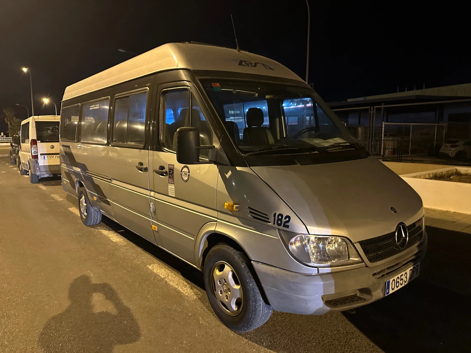 Mercedes-Benz Sprinter 311 Микробус 19 местен - изображение 7