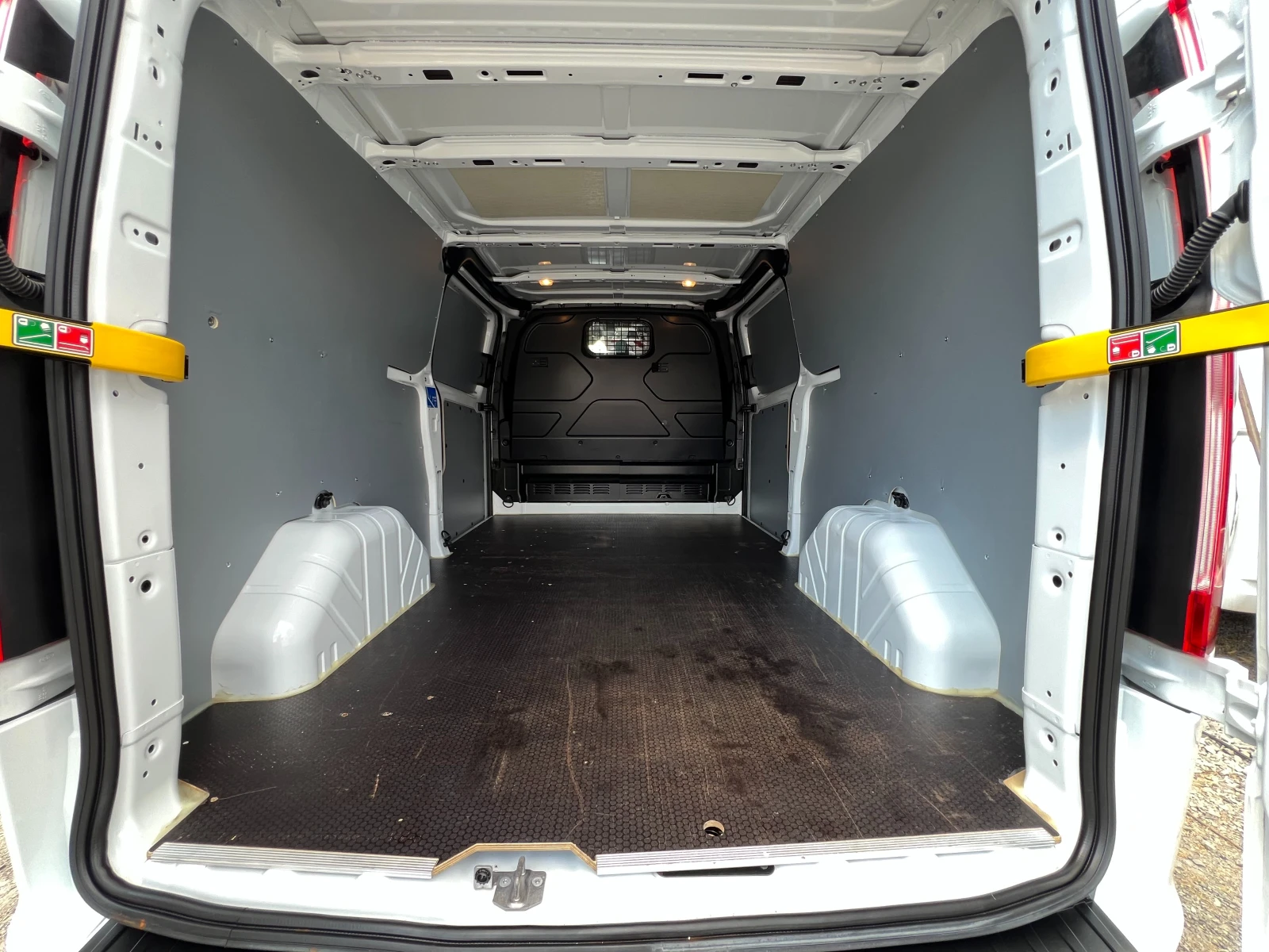 Ford Transit ОБСЛУЖЕН/ДЪЛГА БАЗА/ДВЕ СТРAНИЧНИ ВРАТИ/АВТОМАТИК/ - изображение 10
