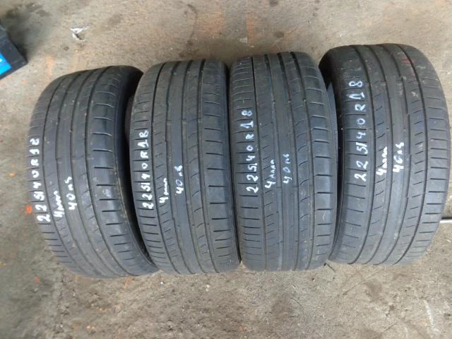 Гуми Летни 225/40R18, снимка 1 - Гуми и джанти - 20323895