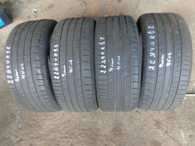 Гуми Летни 225/40R18, снимка 2 - Гуми и джанти - 20323895