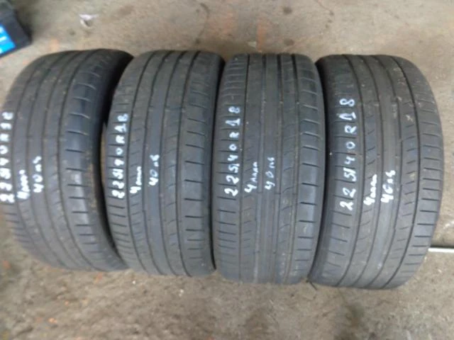 Гуми Летни 225/40R18, снимка 8 - Гуми и джанти - 20323895