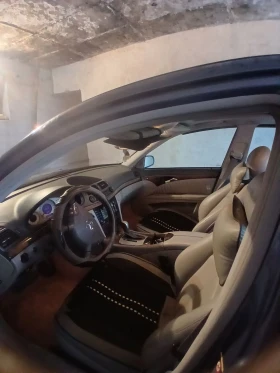 Mercedes-Benz E 320, снимка 8