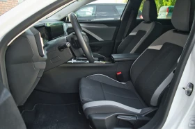 Opel Astra 1.6 Turbo PHEV, снимка 15