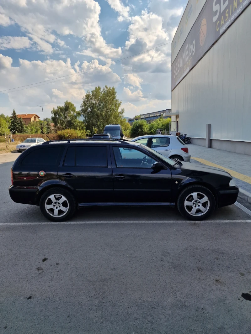 Skoda Octavia 1.8T, снимка 4 - Автомобили и джипове - 47409839