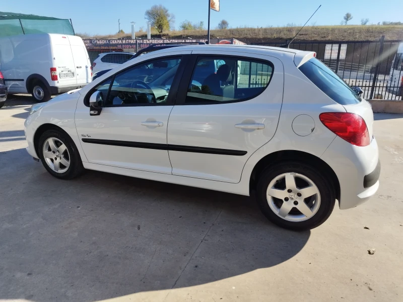 Peugeot 207 1.4 i, снимка 7 - Автомобили и джипове - 47595831