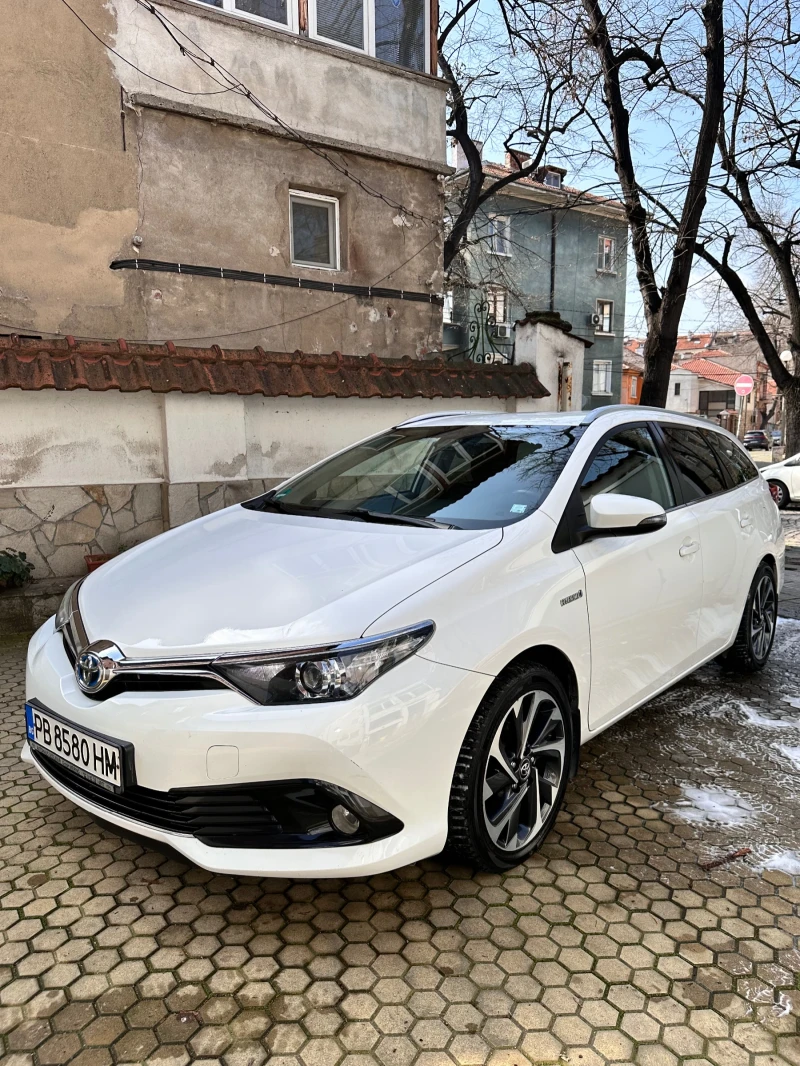 Toyota Auris Touring sport , снимка 1 - Автомобили и джипове - 48622046