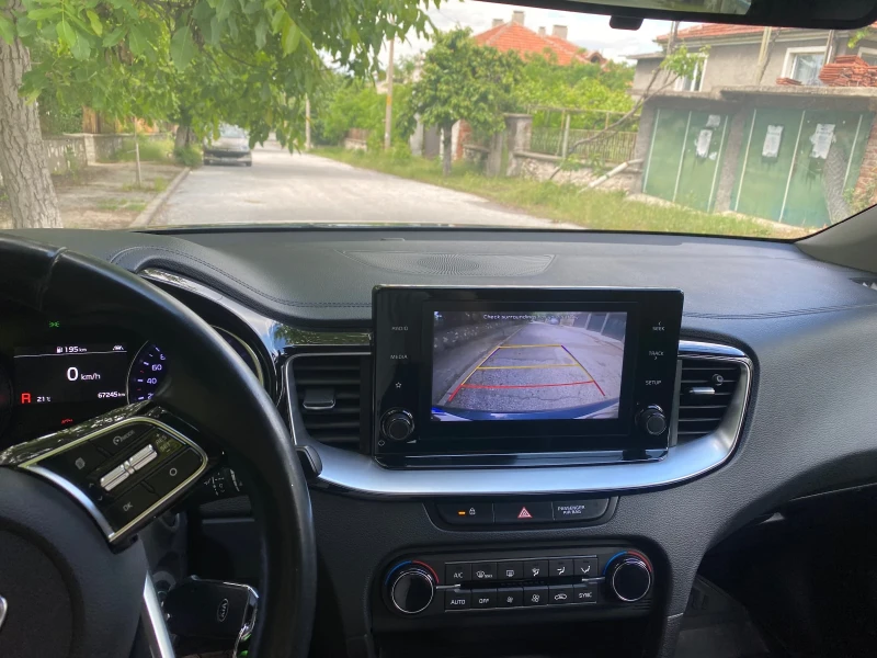 Kia XCeed, снимка 5 - Автомобили и джипове - 52830022