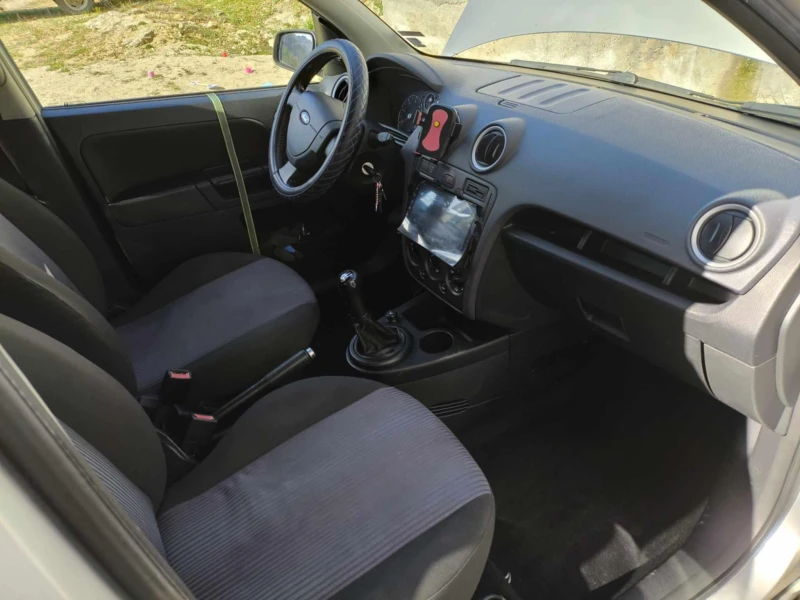 Ford Fusion 1.6 тдци, снимка 5 - Автомобили и джипове - 53036598