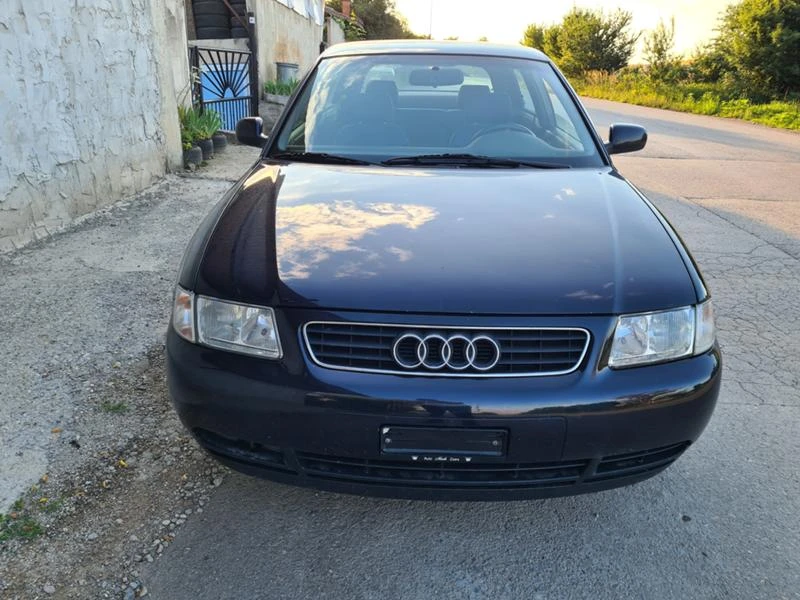 Audi A3 1.8Т AGU, снимка 1 - Автомобили и джипове - 47659744