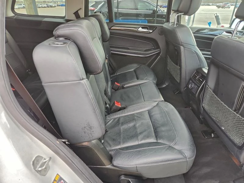 Mercedes-Benz CLS 550 4.7L 8 All wheel drive, снимка 13 - Автомобили и джипове - 53344097