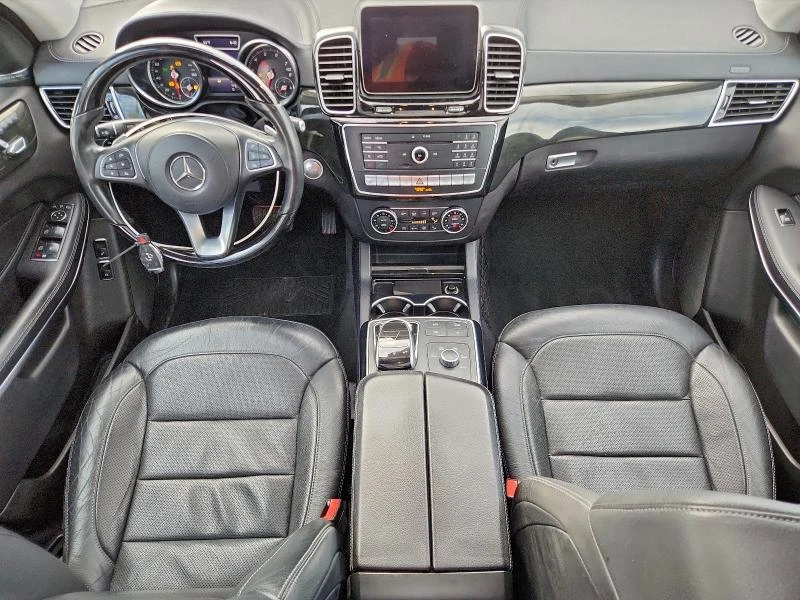 Mercedes-Benz CLS 550 4.7L 8 All wheel drive, снимка 11 - Автомобили и джипове - 53344097