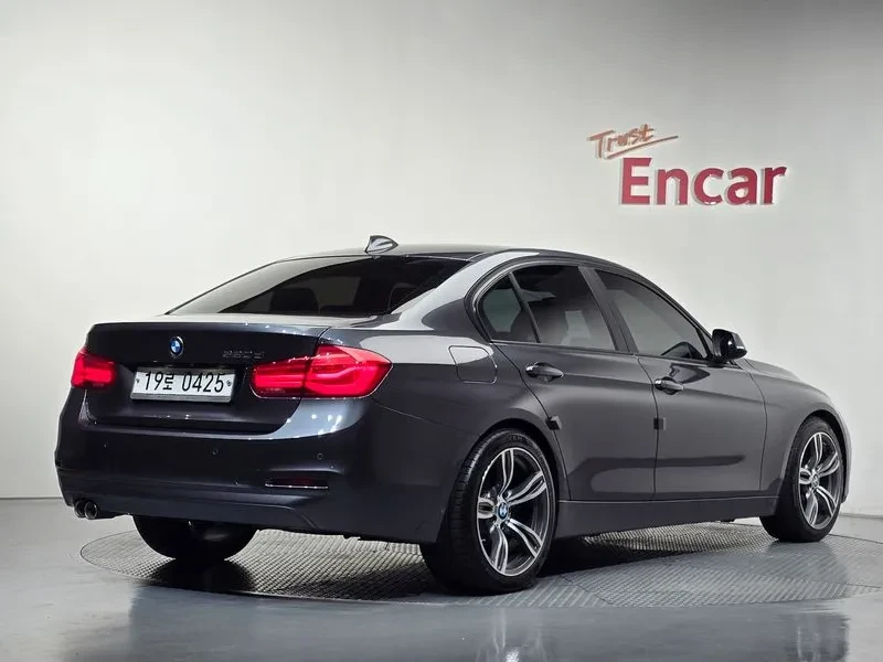 BMW 320 d-MSport - САМО 30% АВАНС, снимка 2 - Автомобили и джипове - 55706080