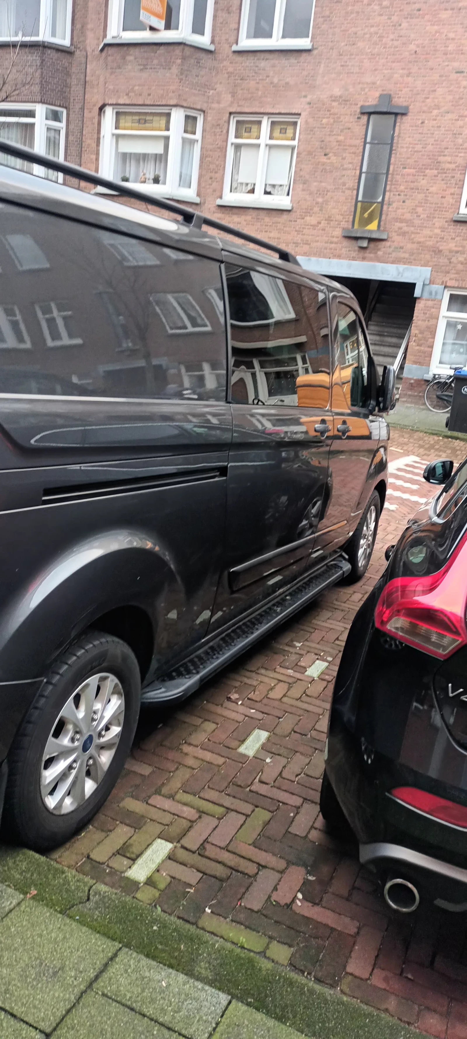 Ford Transit Custom 4+ 1 - изображение 8