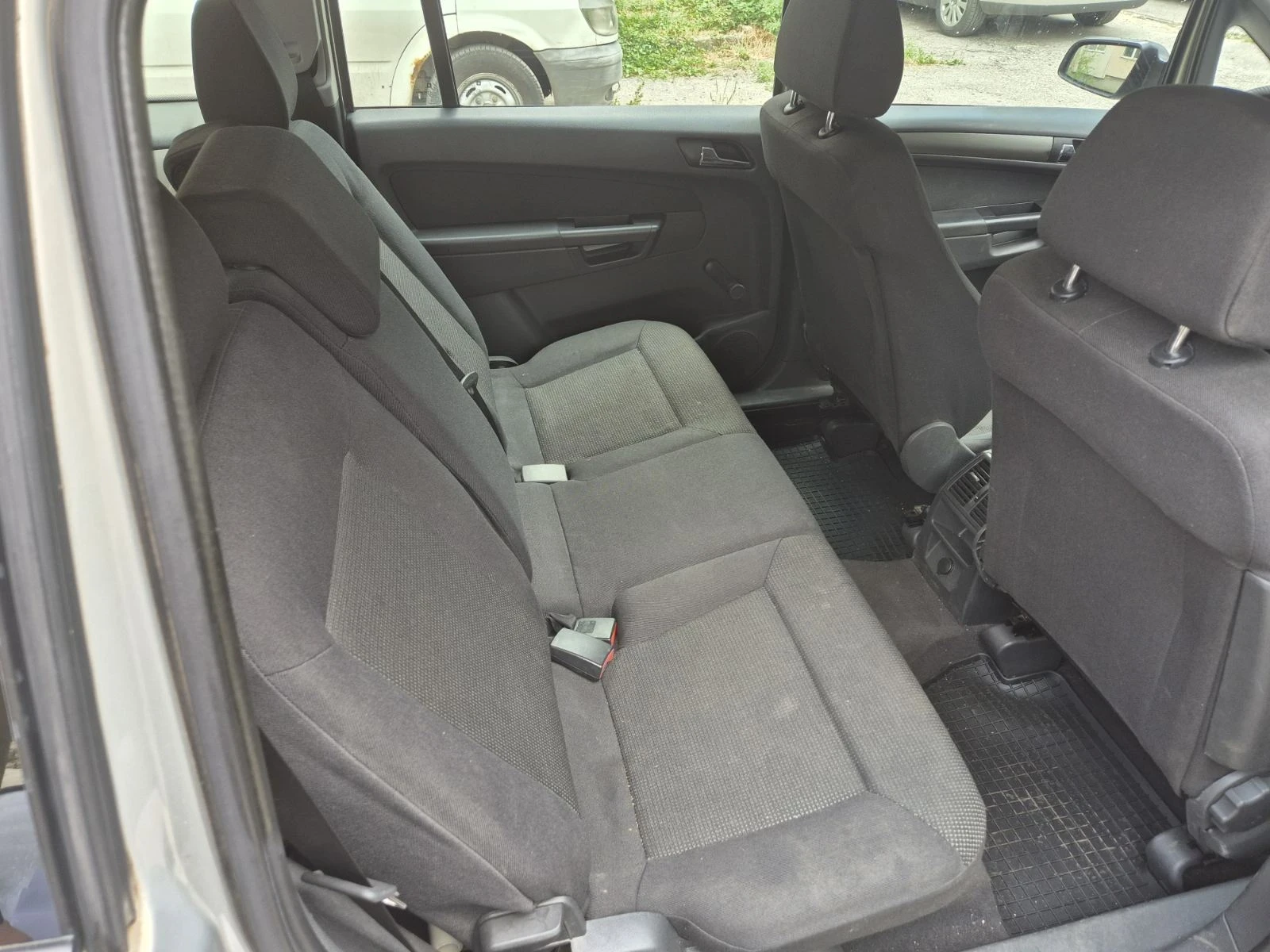 Opel Zafira  - изображение 10