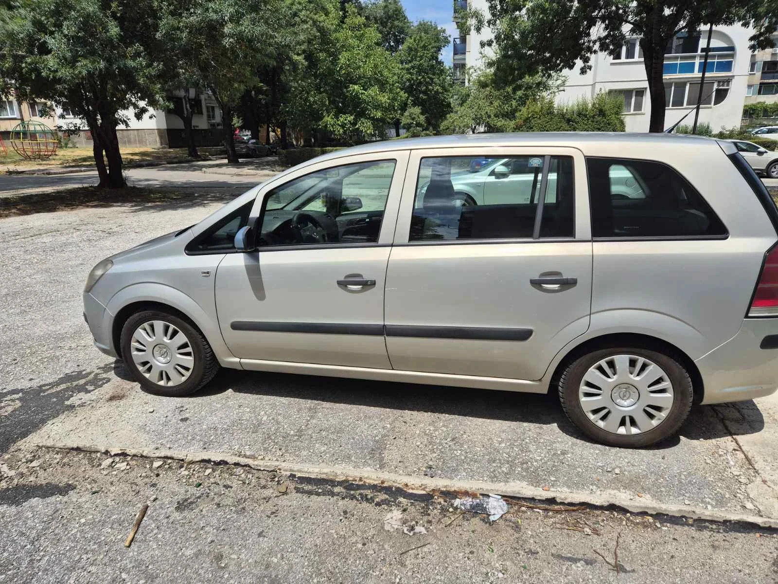 Opel Zafira  - изображение 4