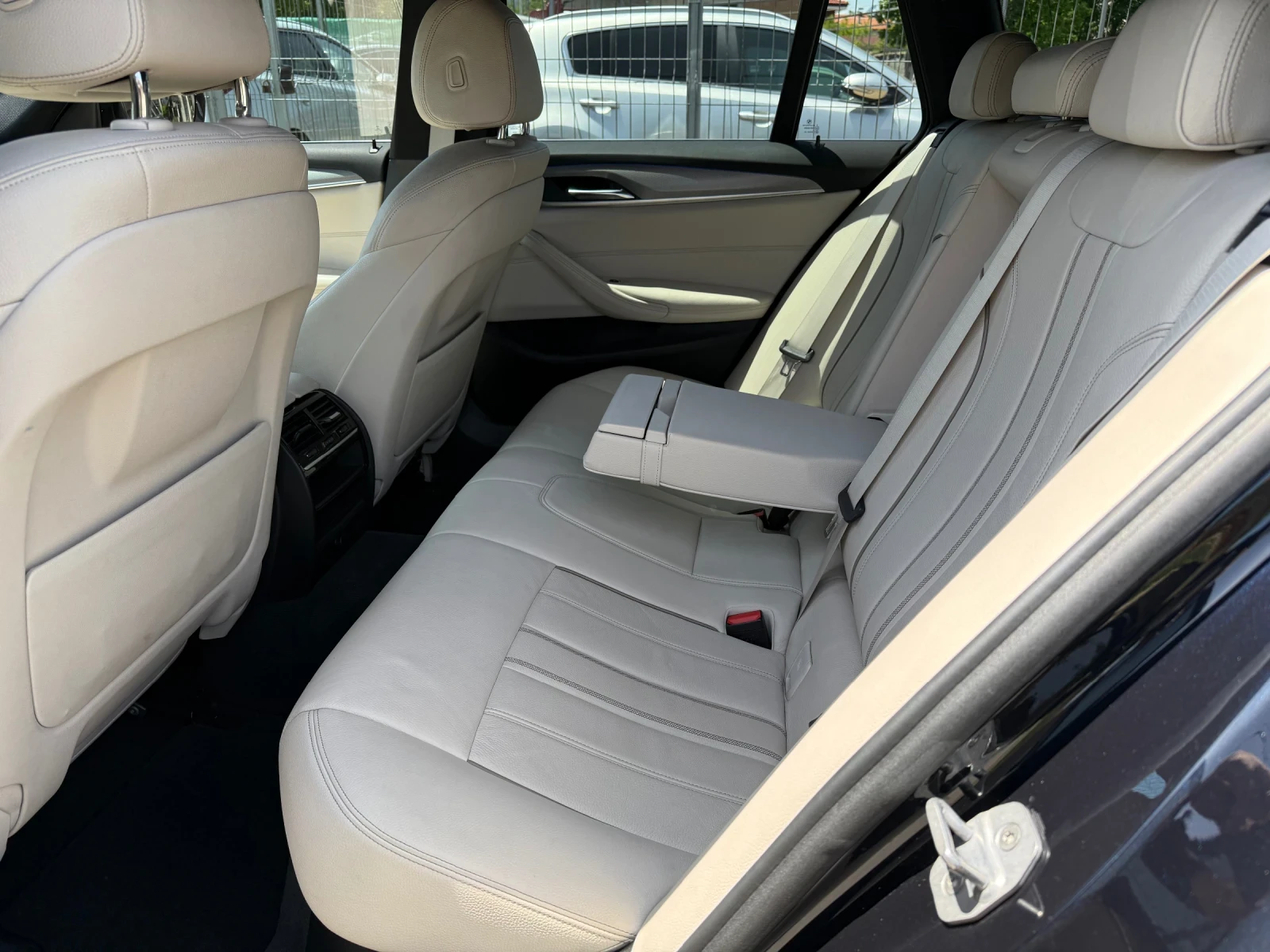 BMW 520 2.0D 137000km EURO6 | Mobile.bg   12