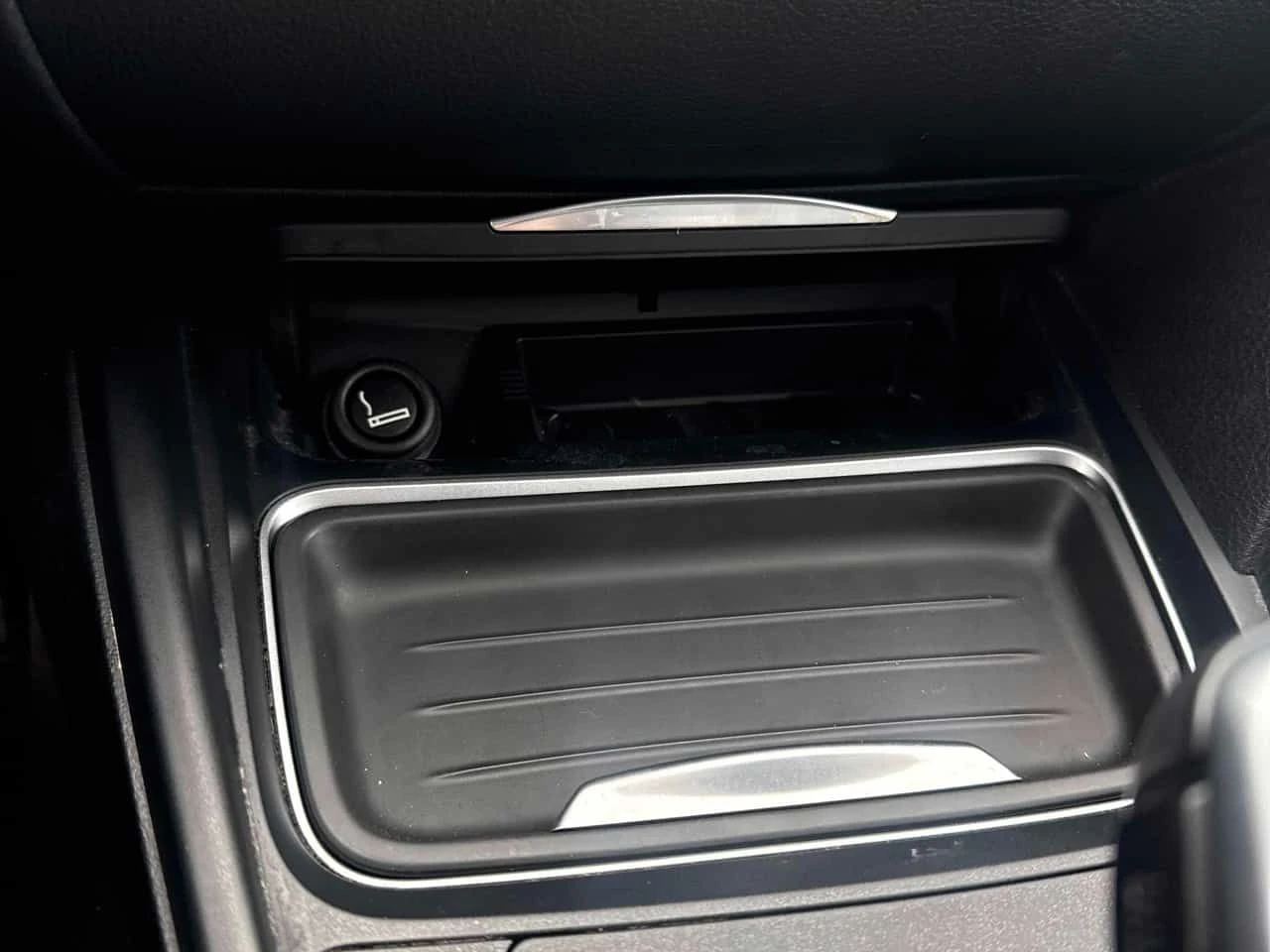 BMW 335 * 335i xDrive * CARFAX * ���� �� �� | Mobile.bg � ����������� 16