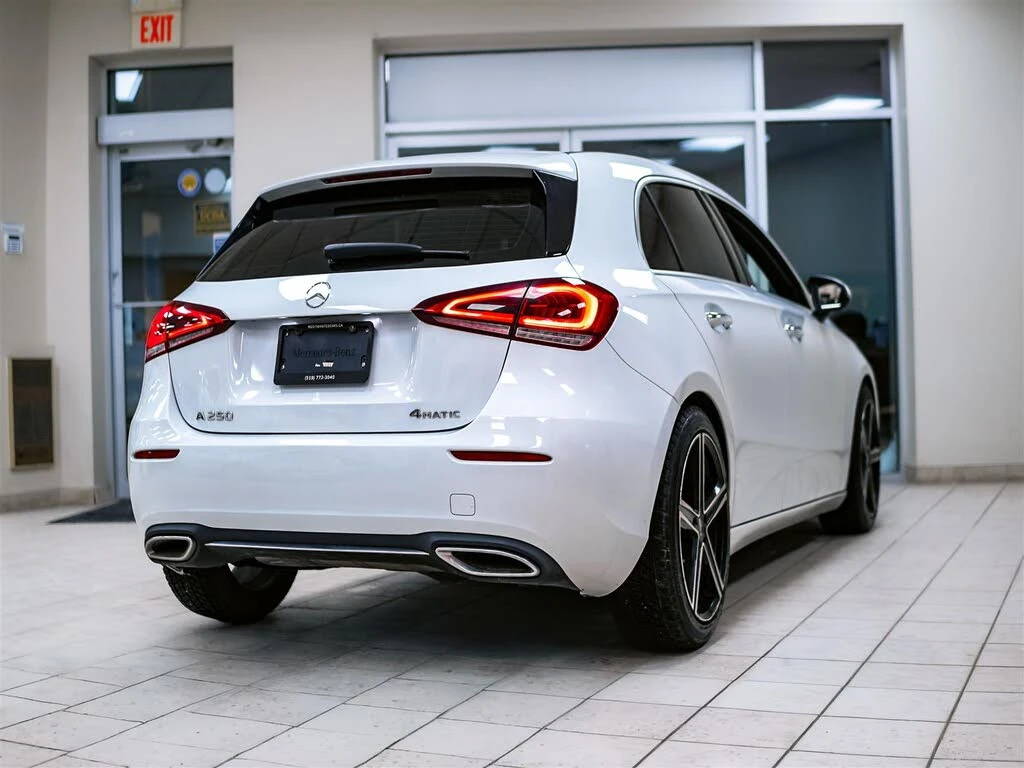 Mercedes-Benz A 250 4MATIC* MEMORY* KEYLESS* AMBIENT* PANO* ПОДГРЕВ*  - изображение 7