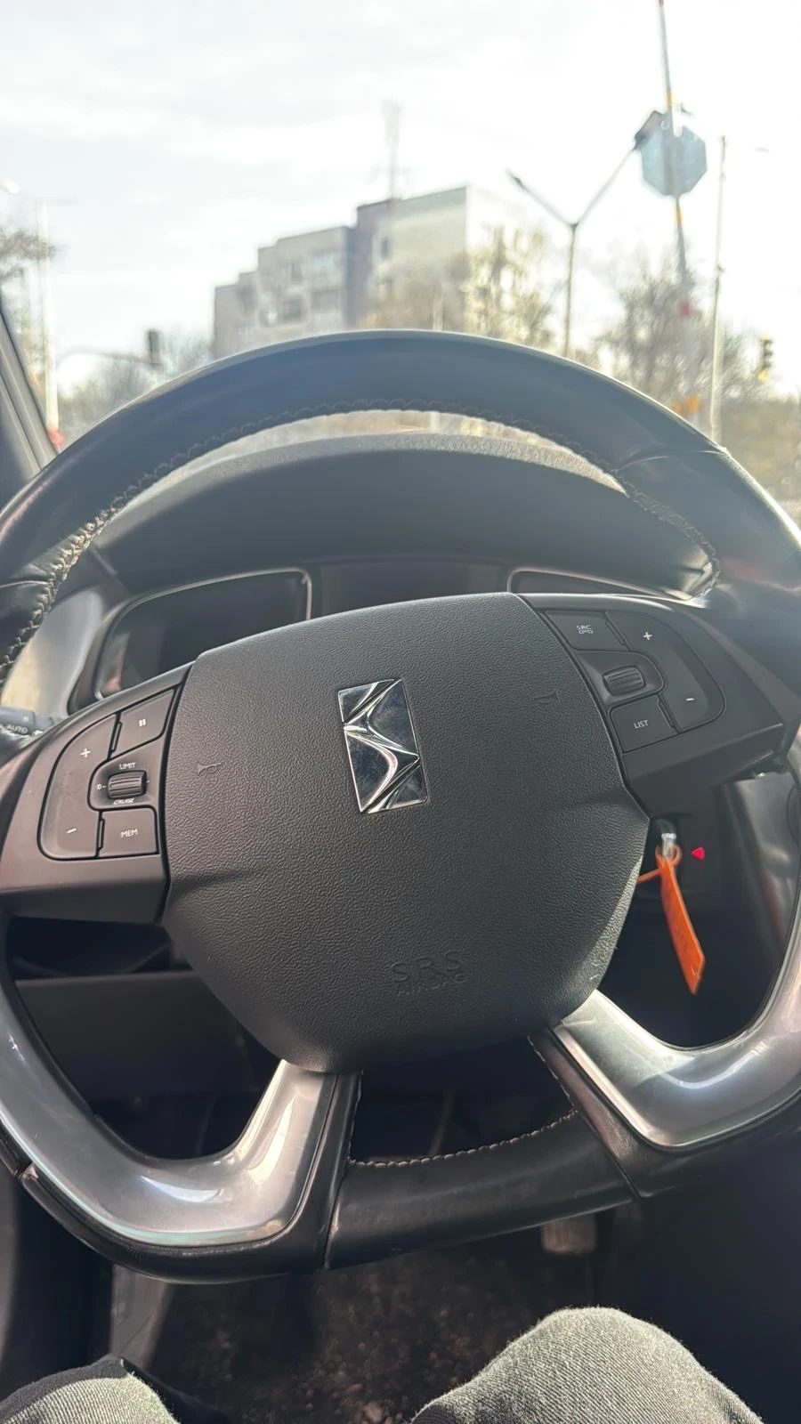DS DS 5 2.0Hdi, снимка 10 - Автомобили и джипове - 53997247