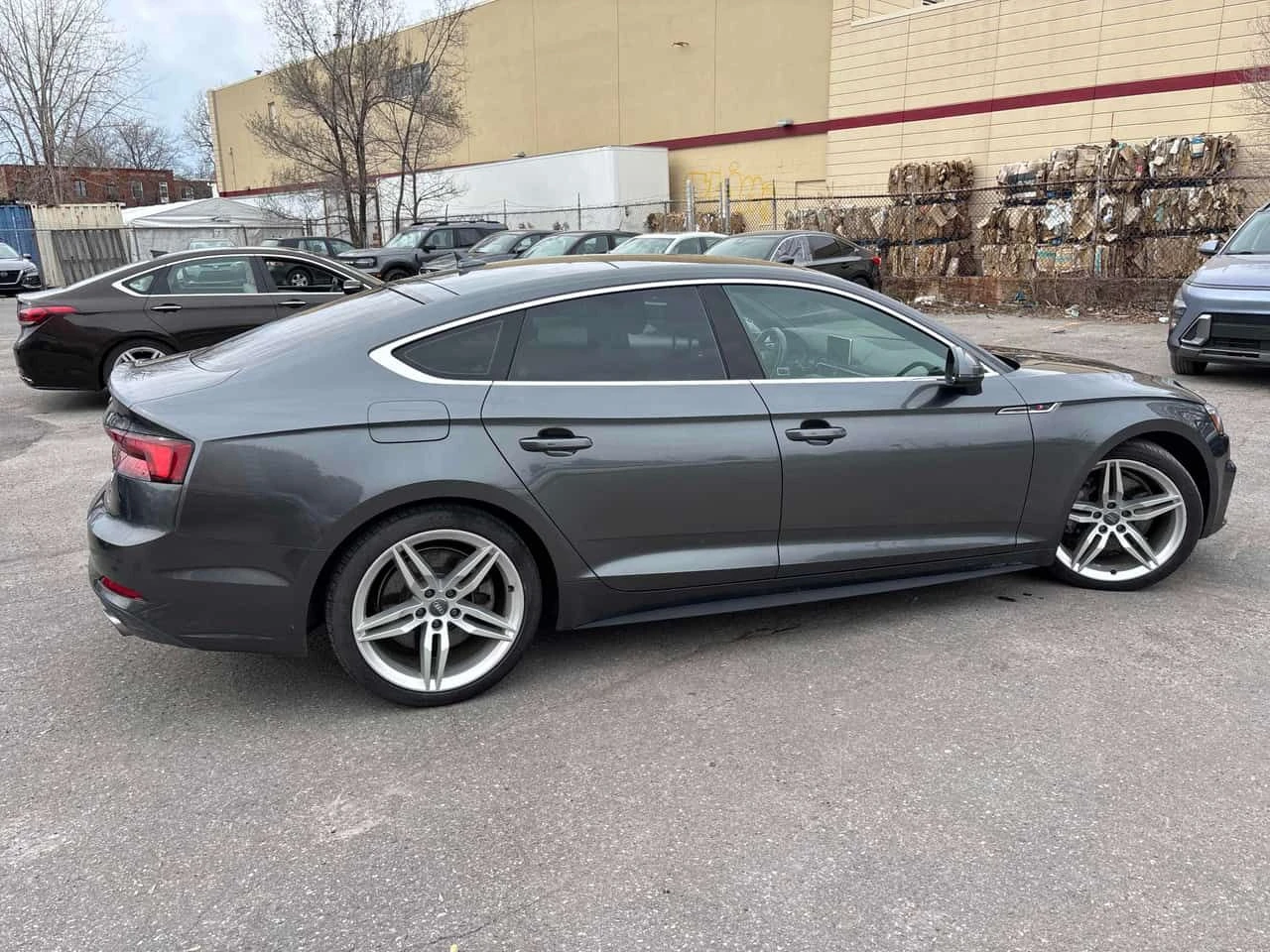 Audi A5  Progressiv /CAMERA/ПОДГРЕВИ, снимка 3 - Автомобили и джипове - 54356851
