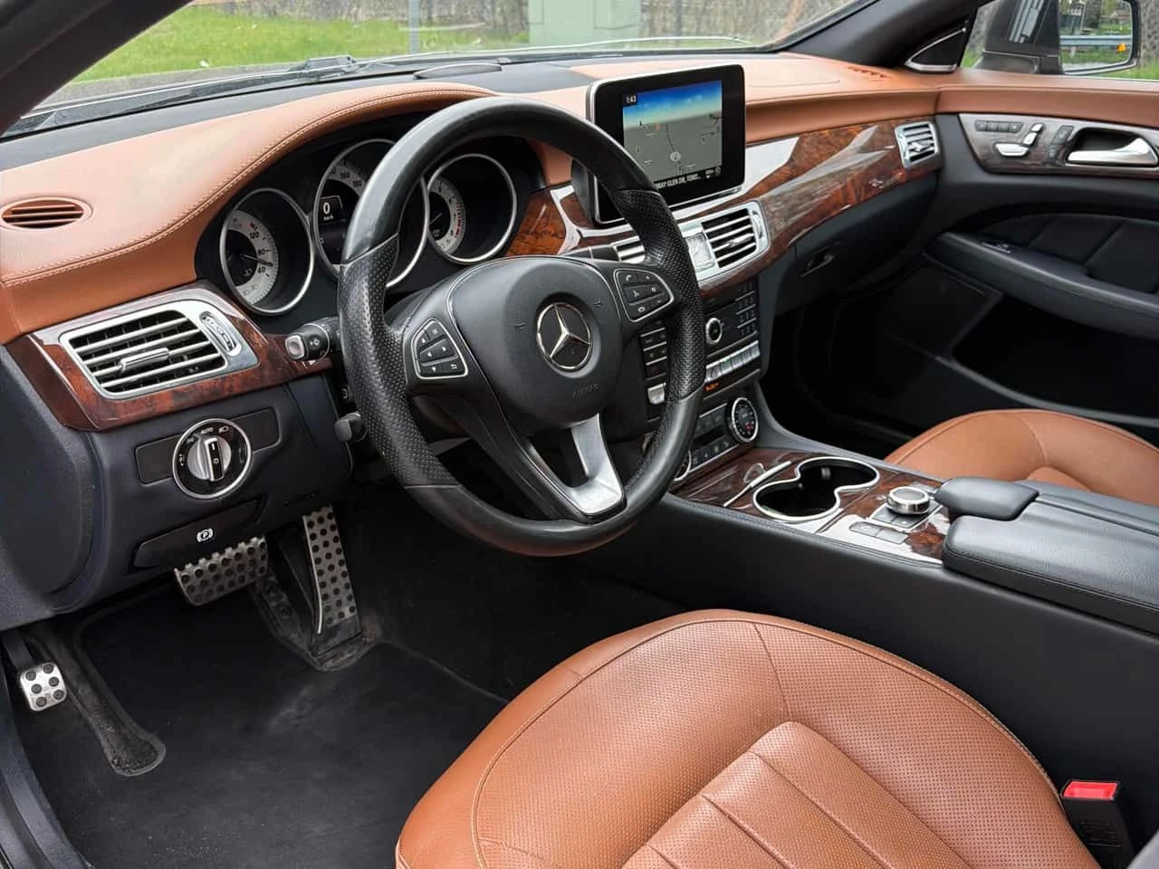 Mercedes-Benz CLS 550  CARFAX, снимка 5 - Автомобили и джипове - 54400702