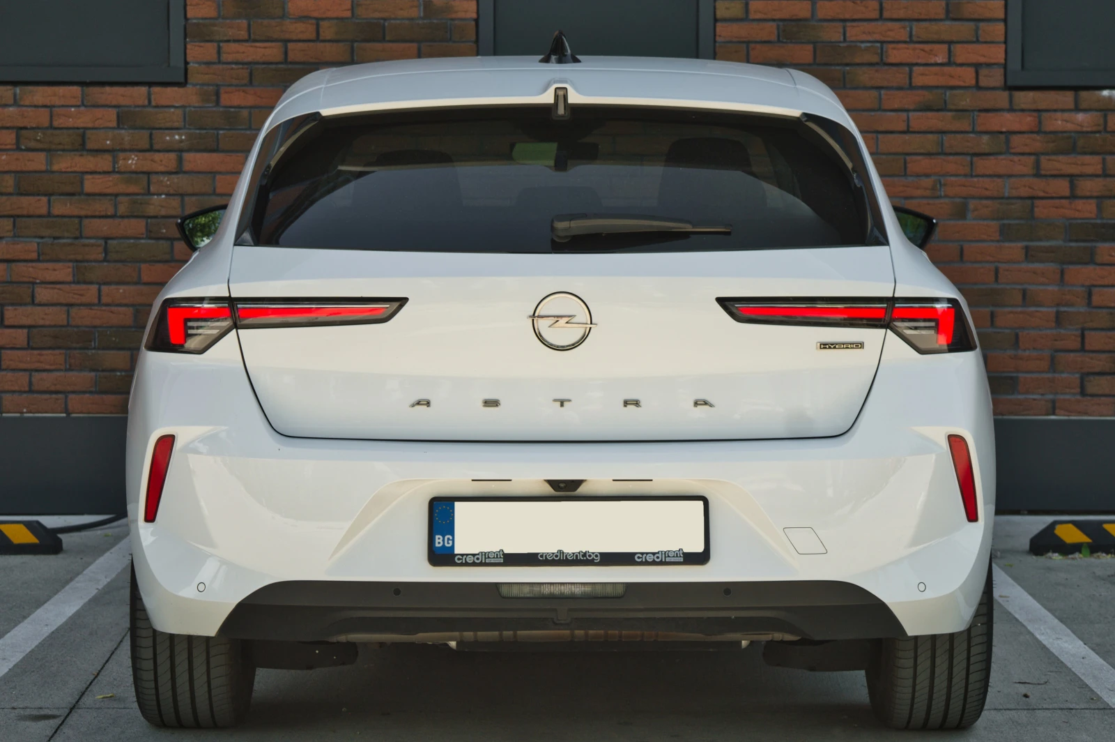 Opel Astra 1.6 Turbo PHEV, снимка 7 - Автомобили и джипове - 54582088