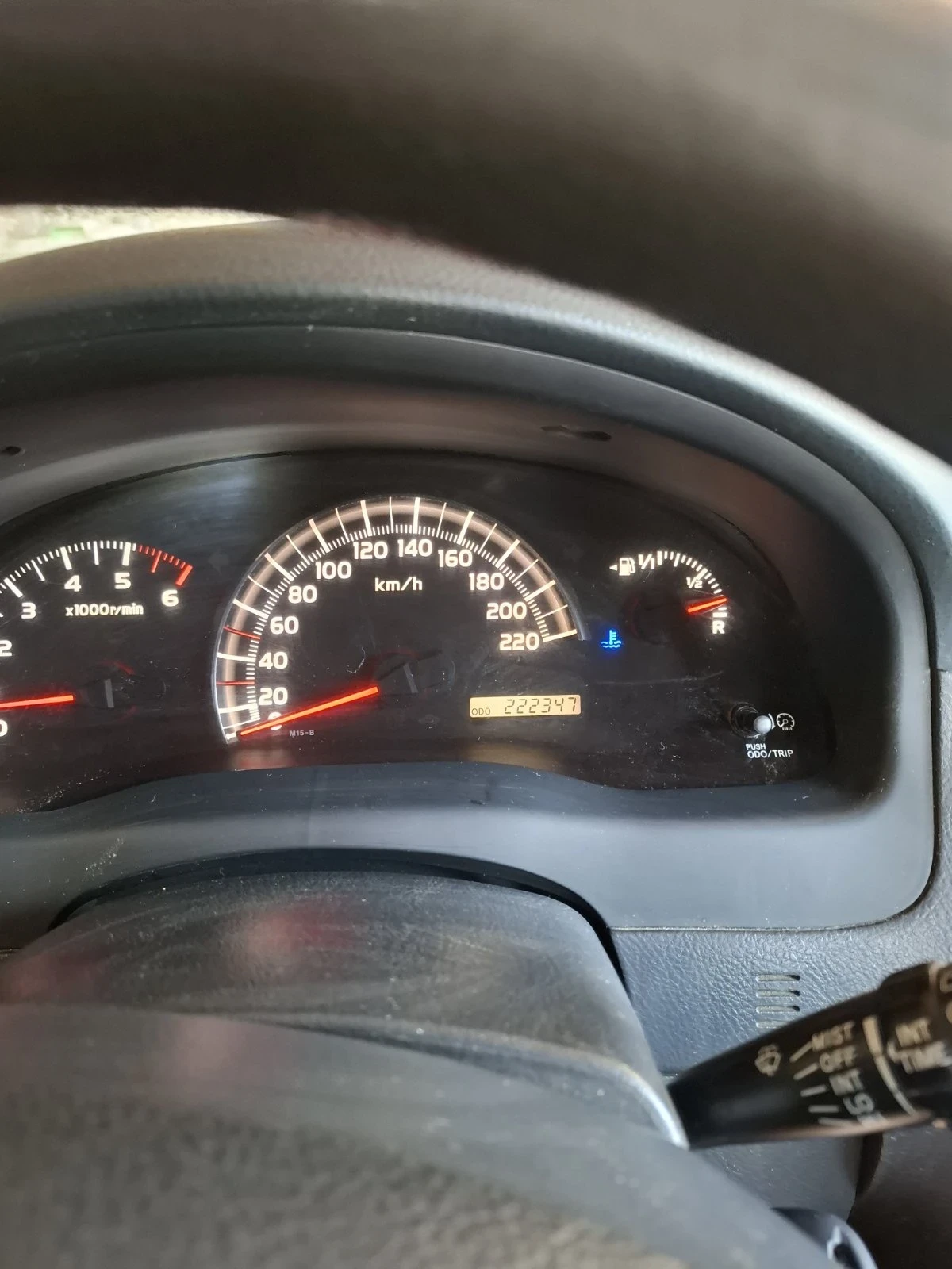 Toyota Avensis verso 2.0 Дизел, снимка 8 - Автомобили и джипове - 54755290