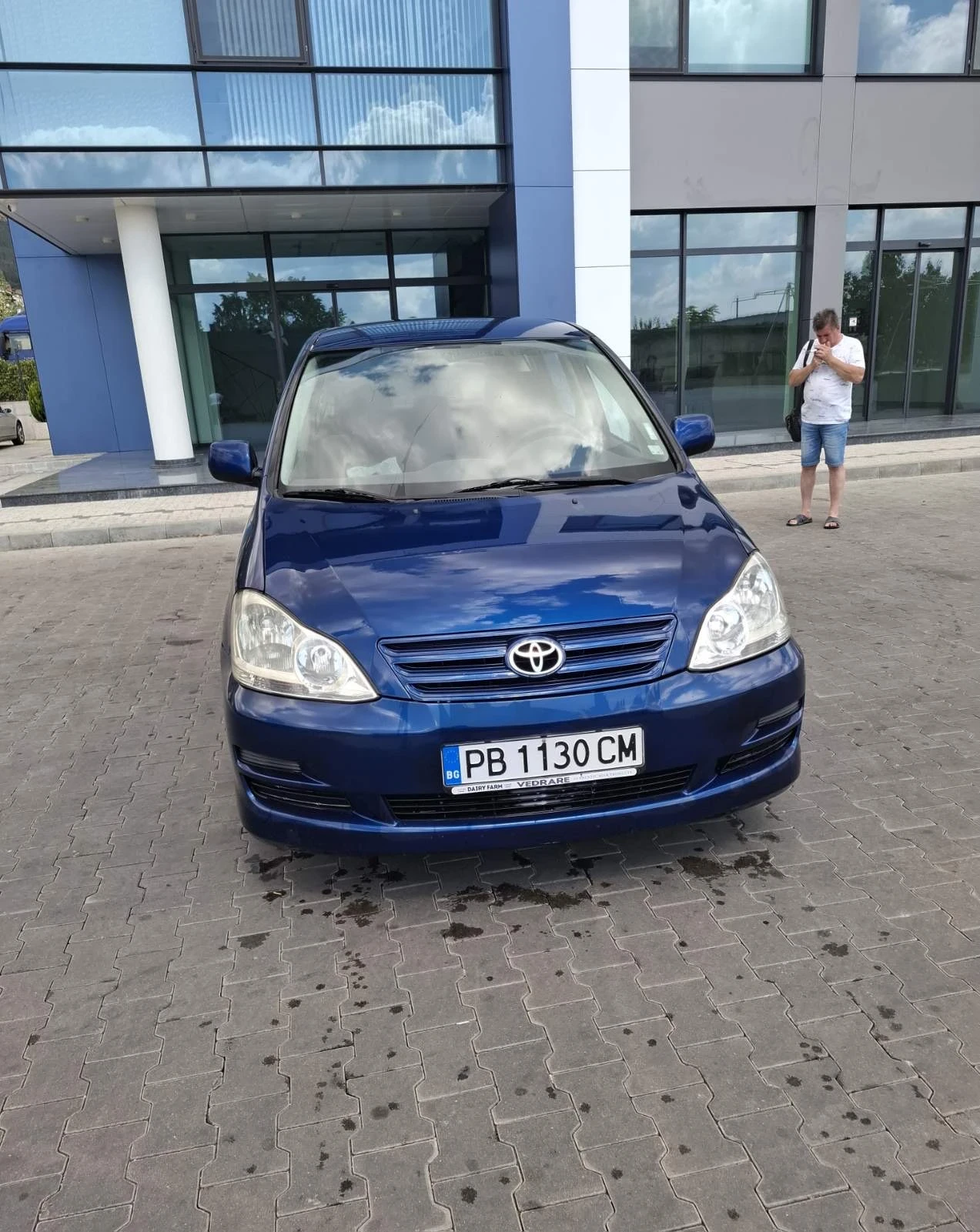 Toyota Avensis verso 2.0 Дизел, снимка 3 - Автомобили и джипове - 54755290
