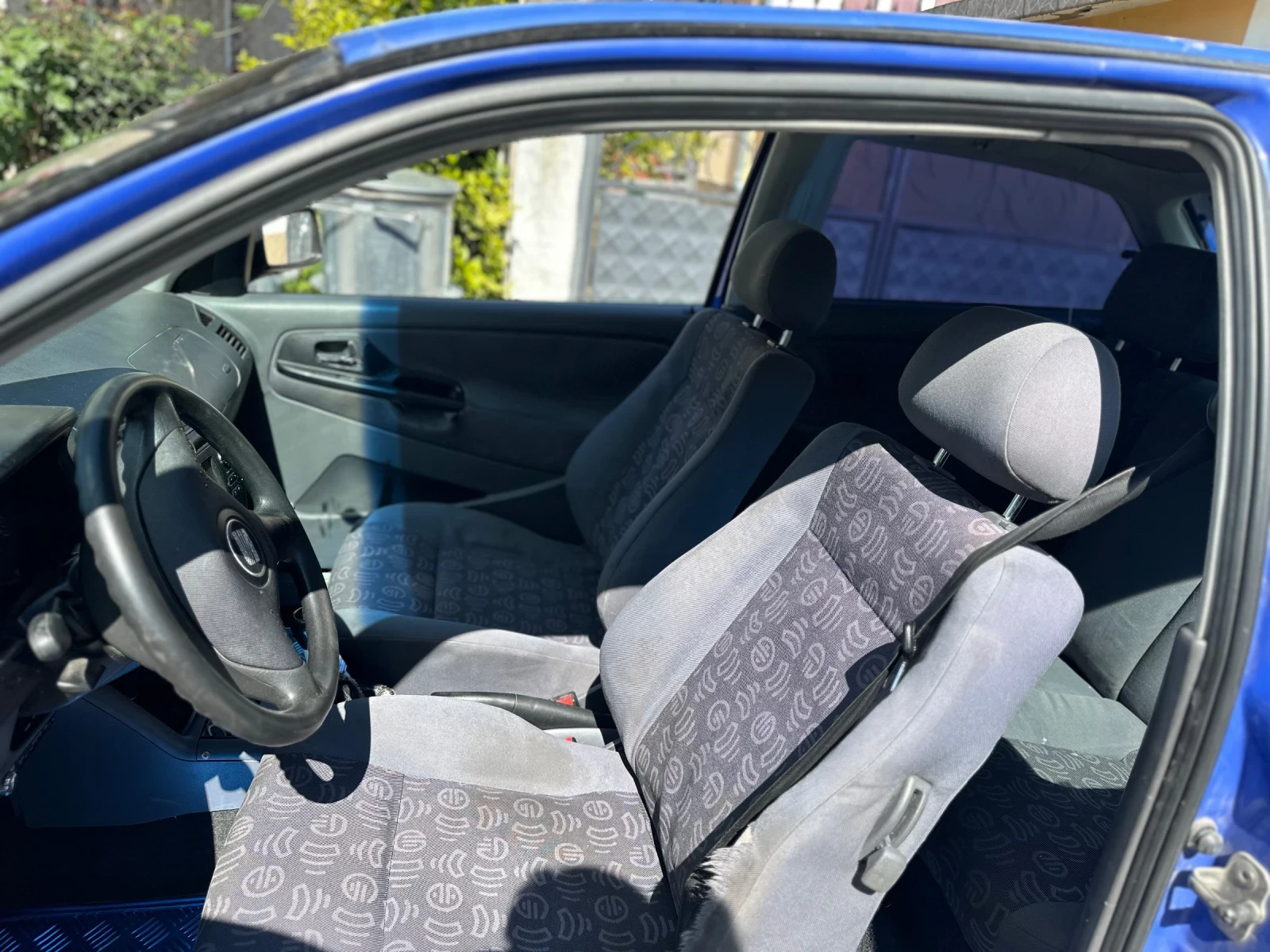 Seat Ibiza 1.4, снимка 5 - Автомобили и джипове - 54836940