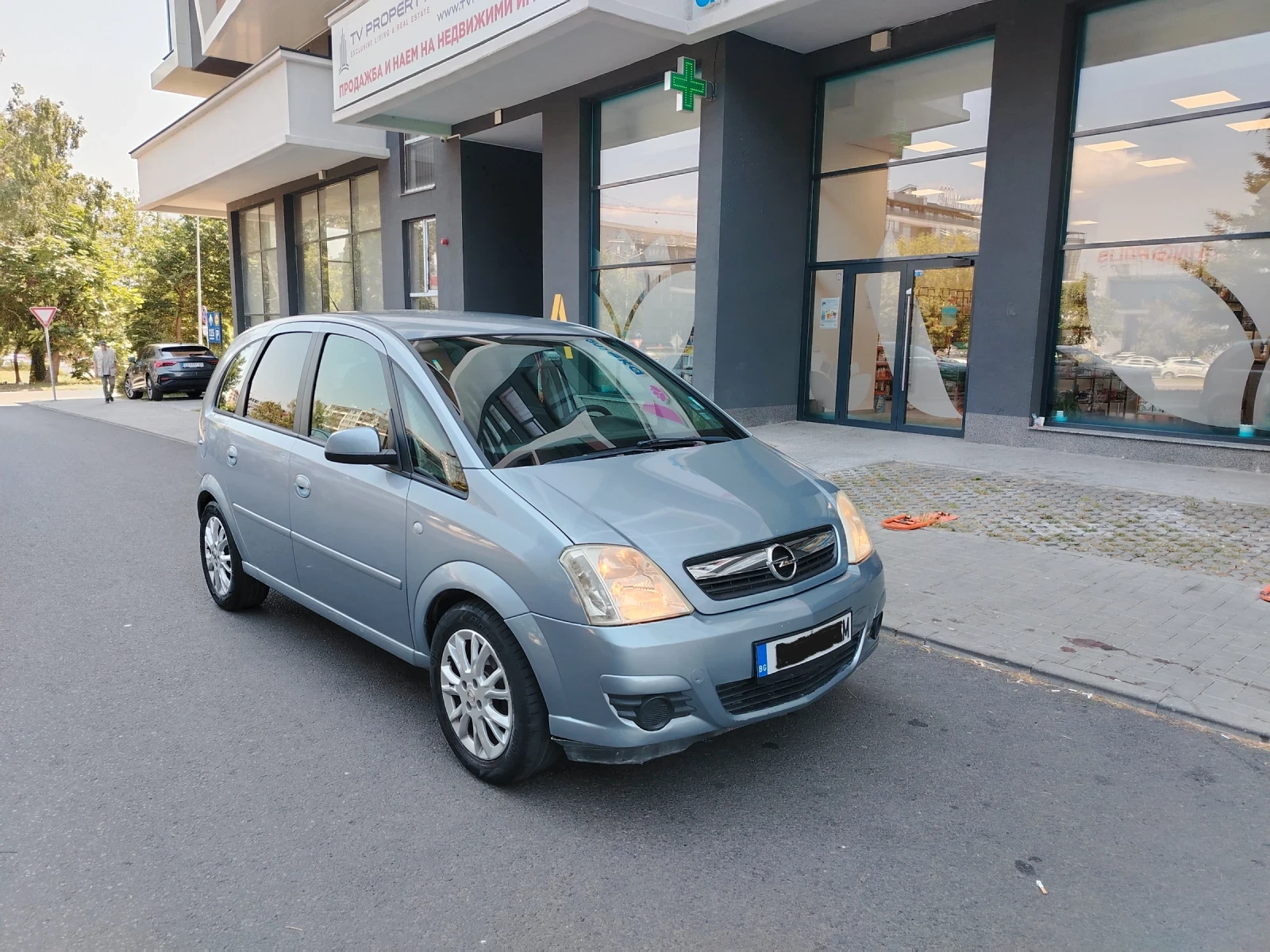 Opel Meriva 1.6 БЕНЗИН-ГАЗ 2010 година 