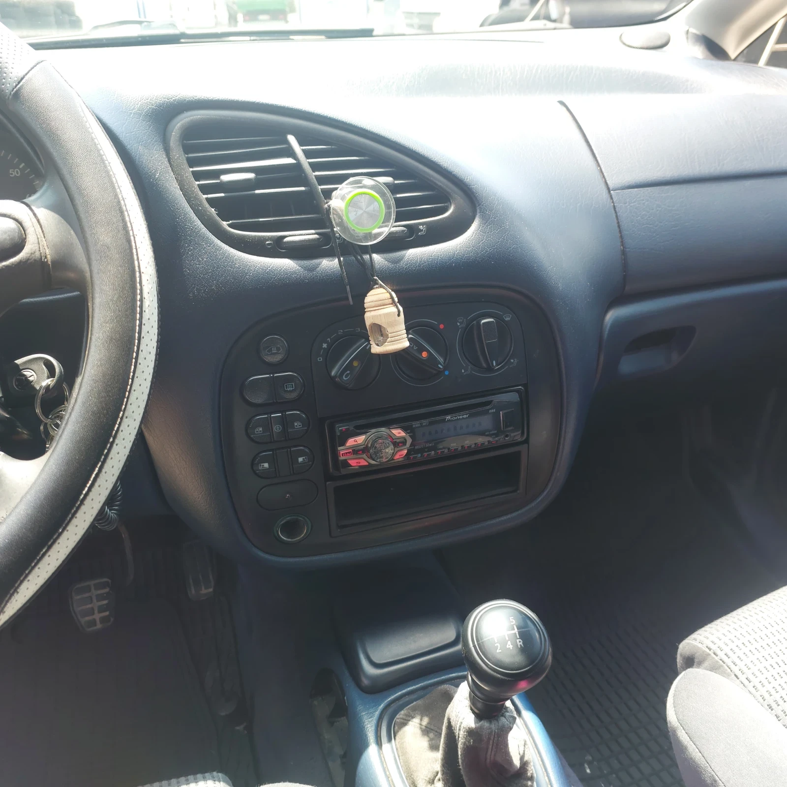 VW Sharan 2.0, снимка 5 - Автомобили и джипове - 55174334