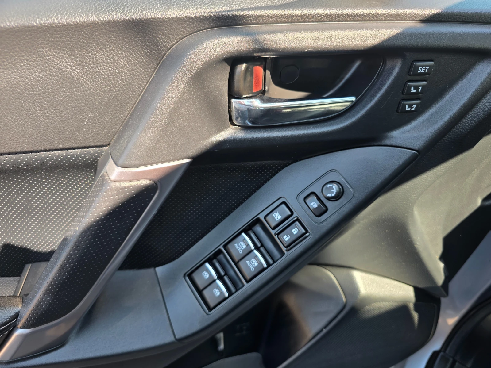 Subaru Forester 2.0I-БЕНЗИН-AUTOMATIC-ГАЗ-BI FUEL-NAVI-CAMERA-PANO, снимка 12 - Автомобили и джипове - 55242925