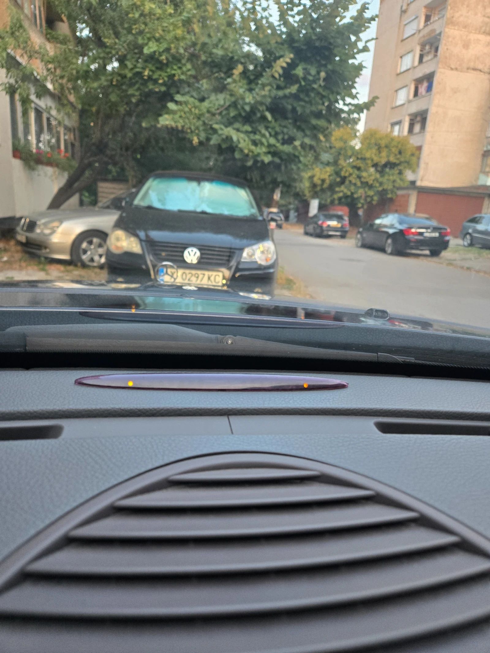 Mercedes-Benz E 270 CDI Elegance , снимка 16 - Автомобили и джипове - 55323954