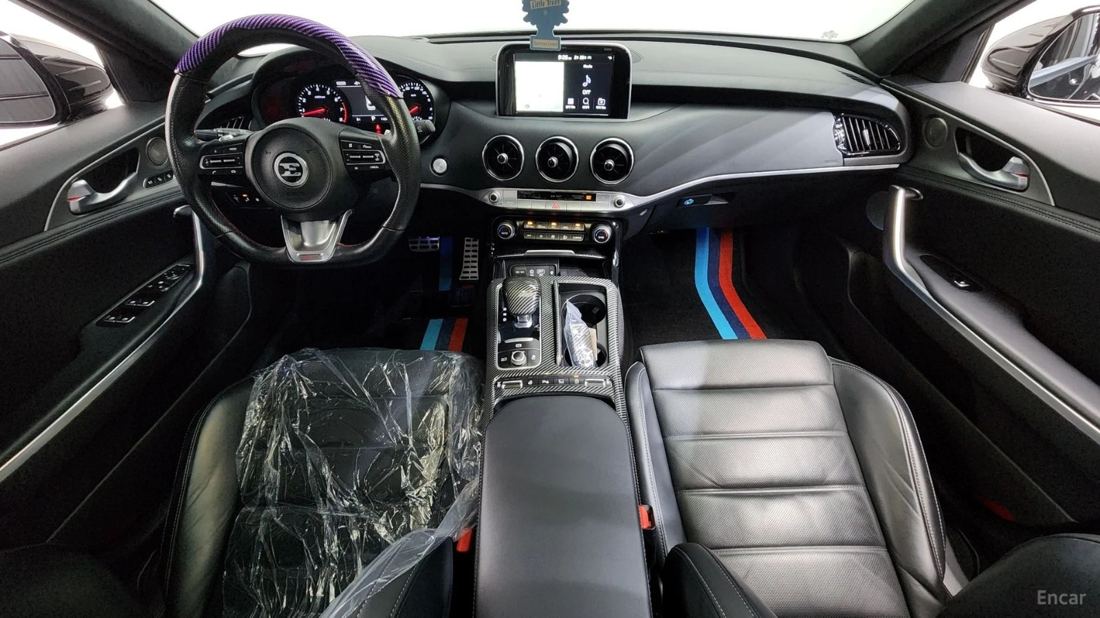 Kia Stinger 3.3 GT TURBO* ОБДУХ* 360* HUD* ПАНО, снимка 7 - Автомобили и джипове - 55539515