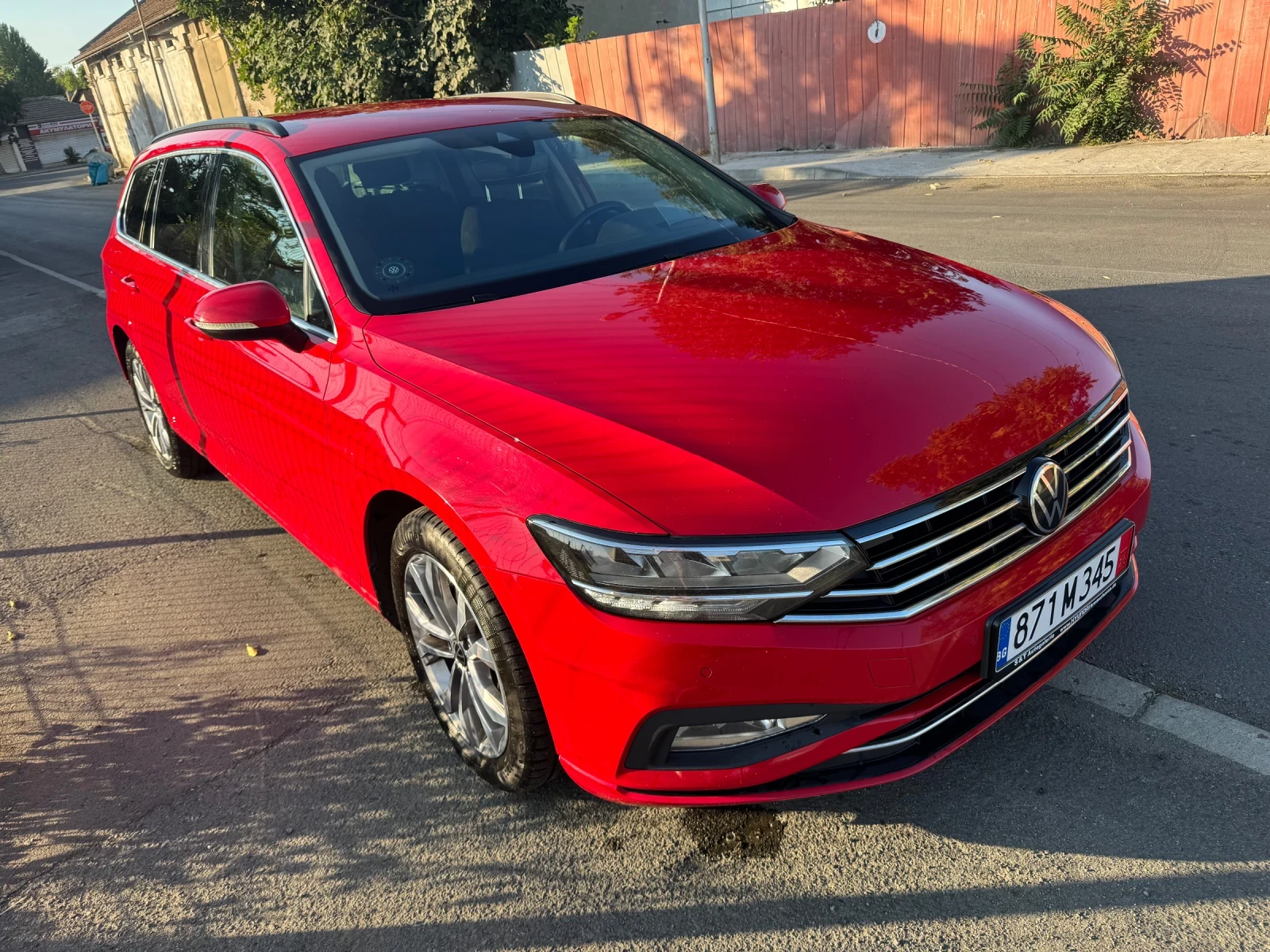 VW Passat 2.0 Дигитал, снимка 13 - Автомобили и джипове - 55774569