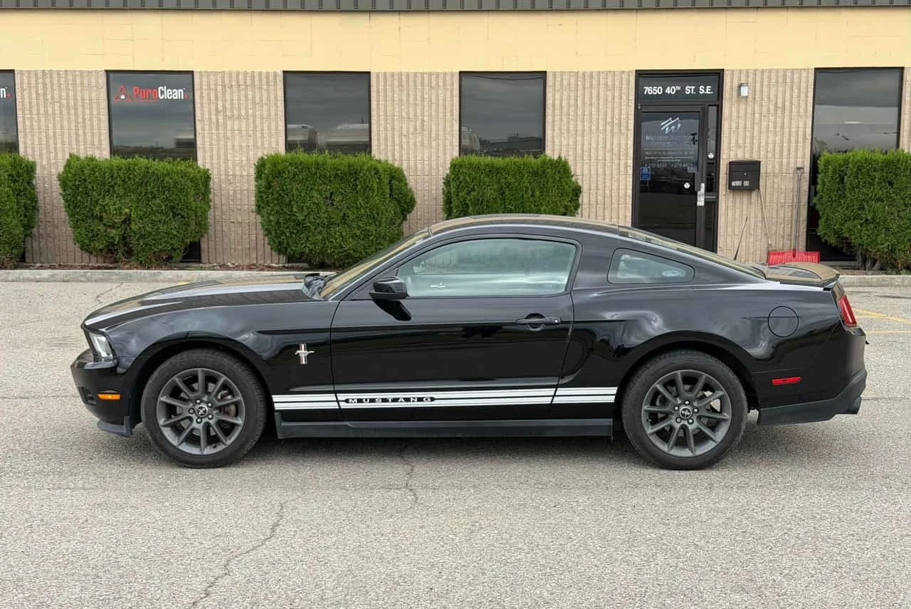 Ford Mustang * V6 * CARFAX * , снимка 2 - Автомобили и джипове - 56259746