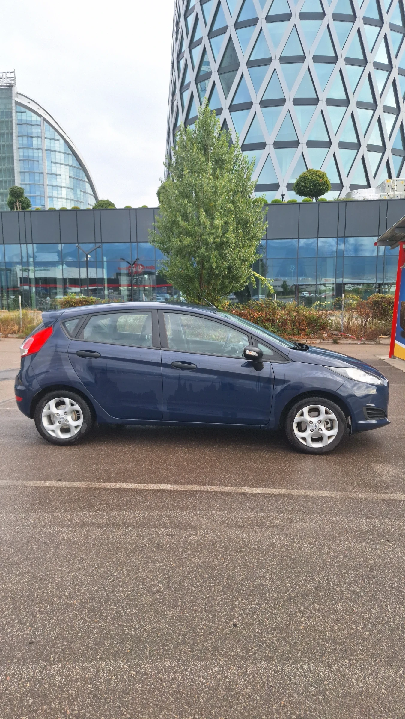 Ford Fiesta 1.25 Duratec, снимка 4 - Автомобили и джипове - 56343371