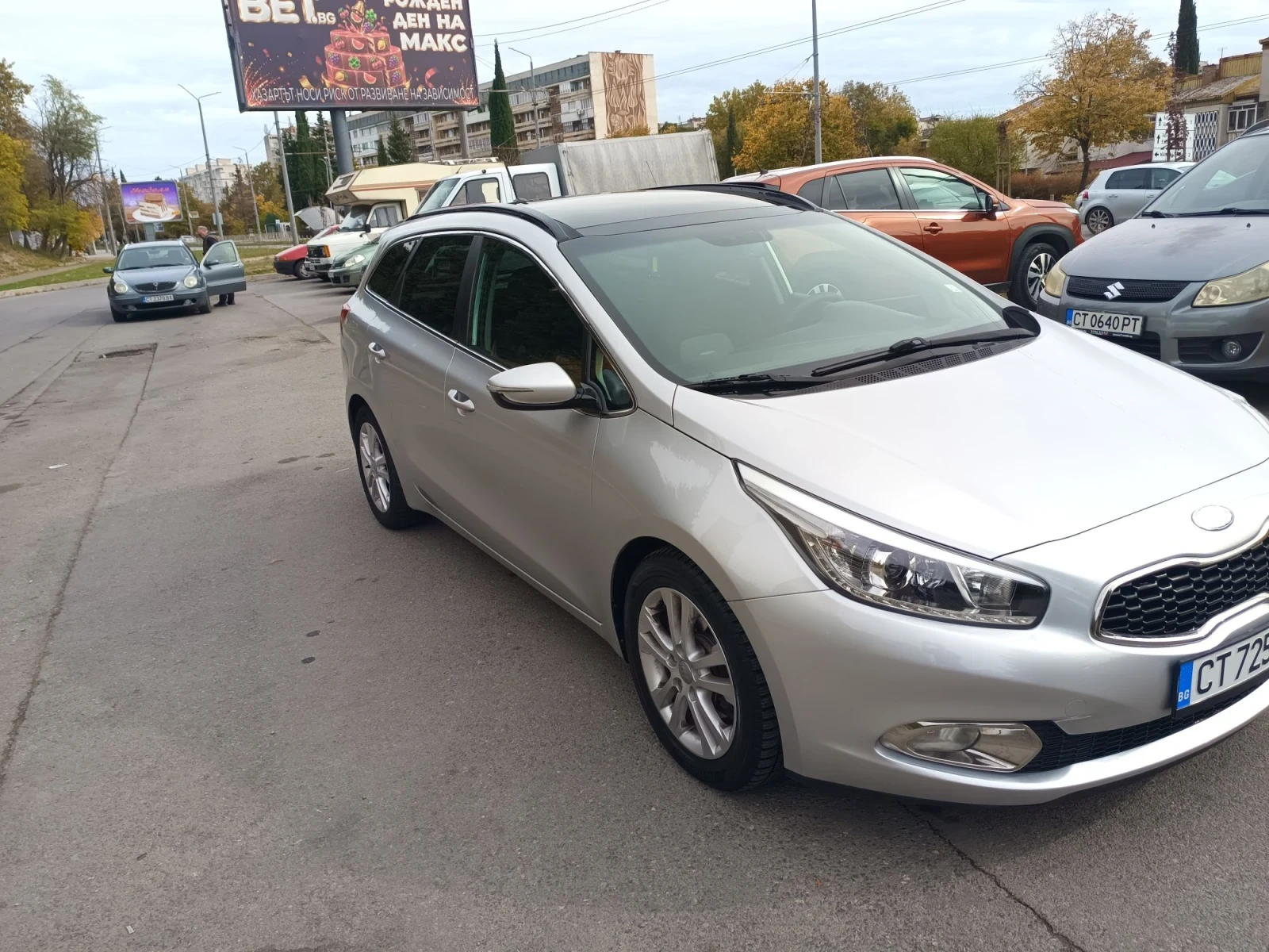 Kia Ceed 1, 6 CRDI , снимка 4 - Автомобили и джипове - 56684207